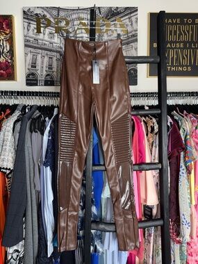 Maniere De Voir Vegan Leather Ribbed Leggings Brown High Rise Womens 2 New NWT